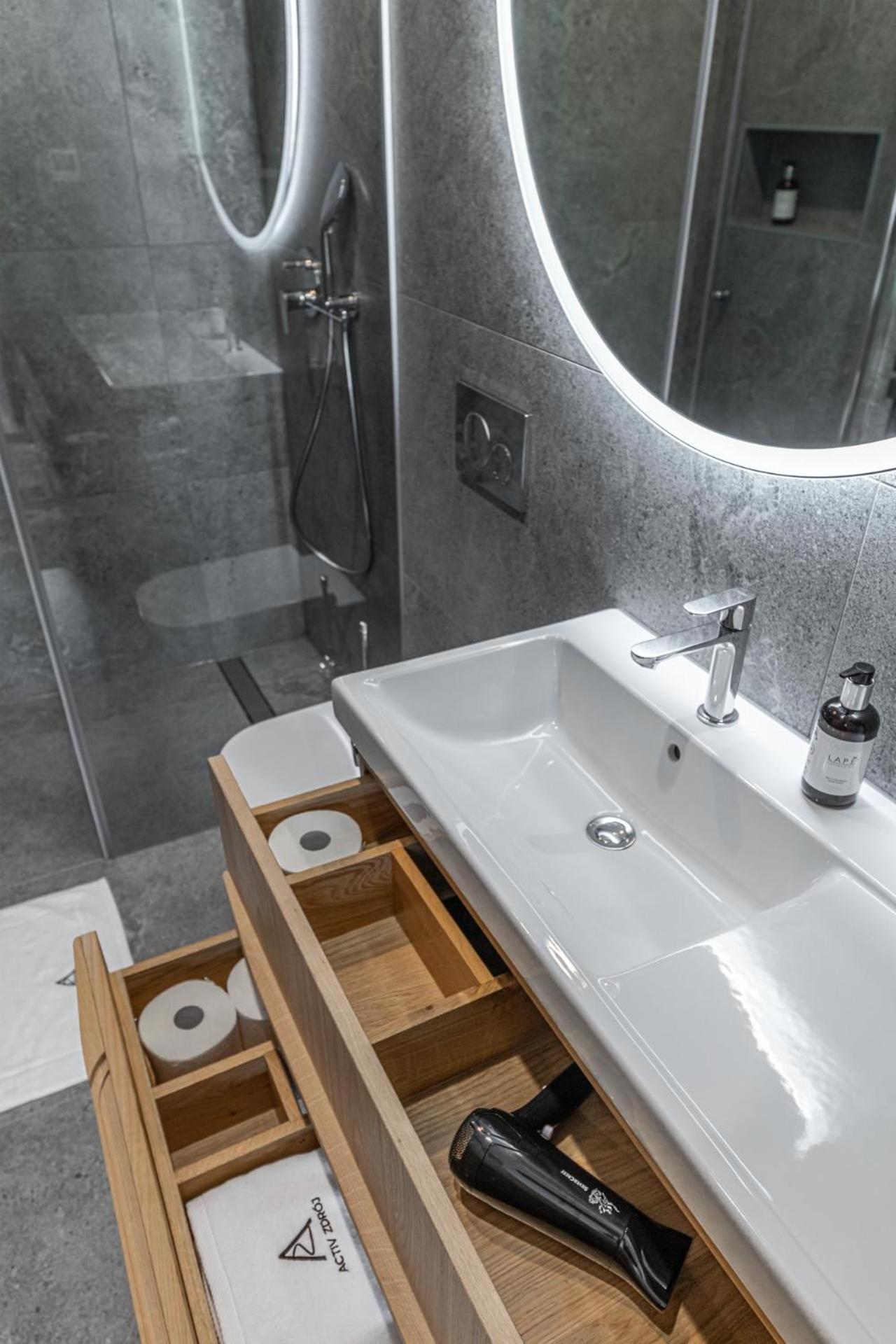 Apartamenty Activ Zdroj Ladek-Zdroj Luaran gambar